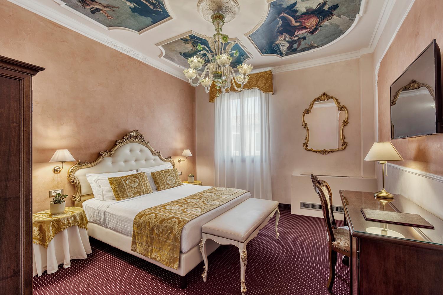 Pausania 3* Venise