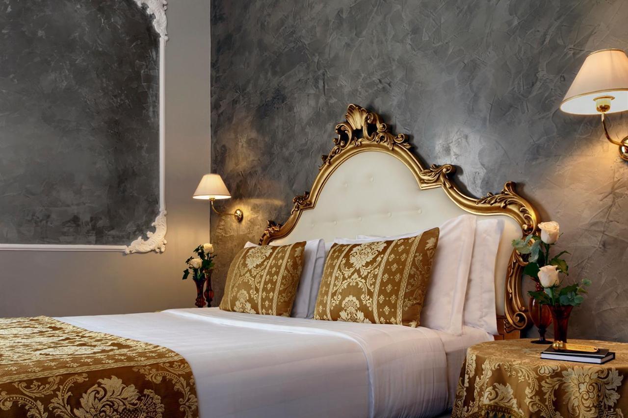 Pausania 3* Venise